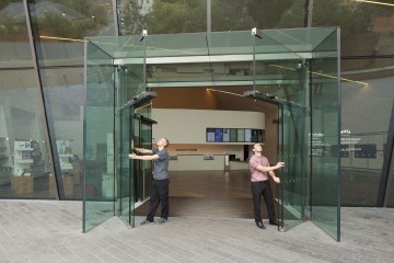 Commercial All Glass Entry Ways_3